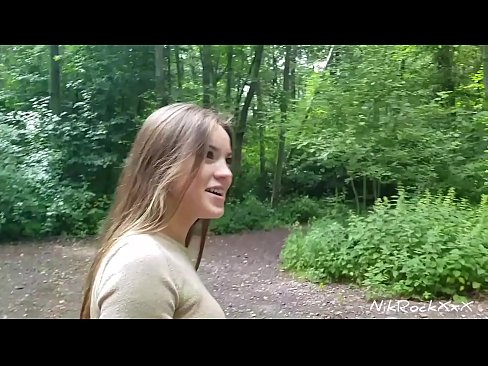 ❤️ Jag föreslog Evelina att vi skulle knulla på en offentlig plats! Hon sa ja. Sedan knullade jag henne i röven och sprutade i hennes mun. Sedan pissade hon på sig själv. Pornvideo at sv.pornobot.ru ❌️